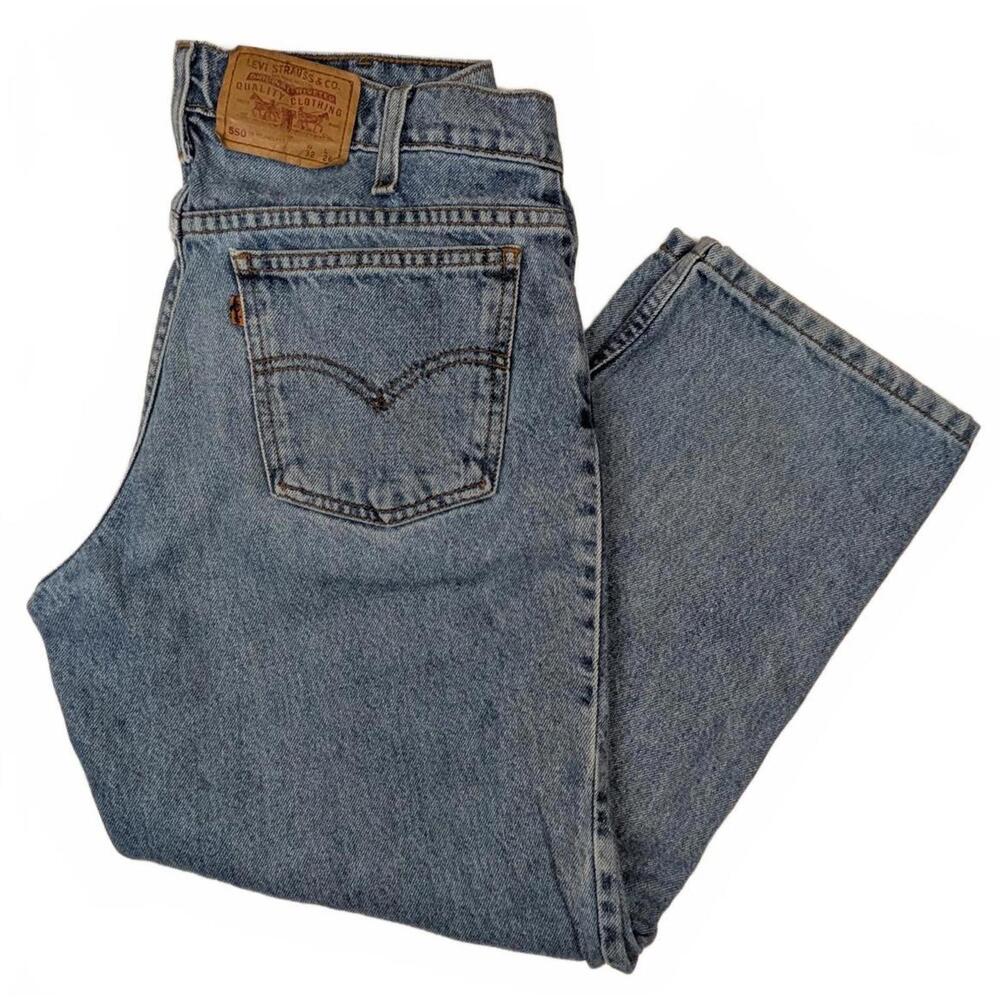 Vintage 90s Levi’s 550 Women's 32x26 Orange Tab Relaxed Fit Husky Light Jeans